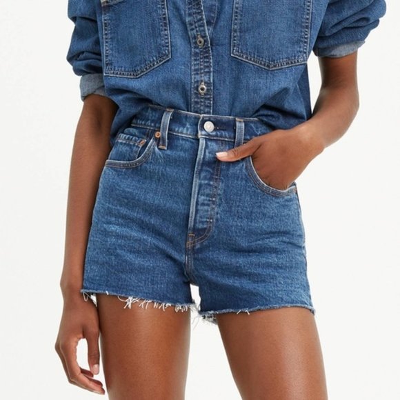 Levi's Pants - Levi’s Ribcage Shorts